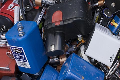 天门专业高价回收三元锂电池,电池片回收多少钱